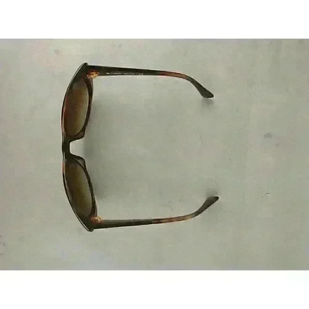 Vogue VO2726-S Butterfly Cat Eye Polarized Light Brown Color / W Case sunglasses